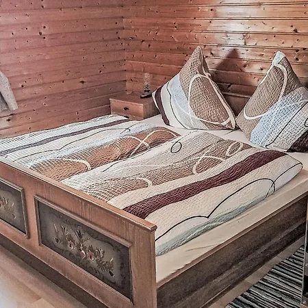 Belan-2 By Interhome Appartamento Klippitztorl